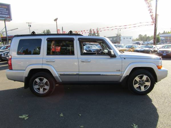 2006 Jeep Commander 4dr 4X4 *SILVER* 65 EDITION RUNS AWESOME !! -... for sale in Milwaukie, OR – photo 6