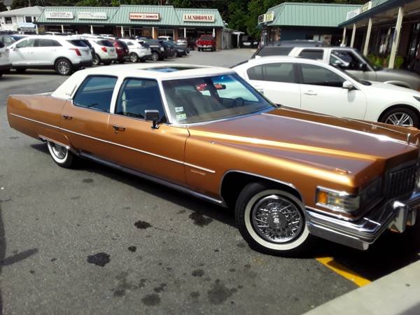 1976 Fleetwood D'Elegance - cars & trucks - by owner - vehicle... for sale in Boston, MA – photo 11