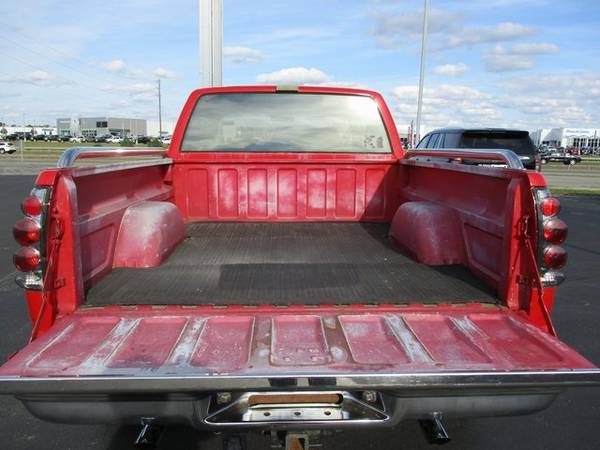 1990 Chevy Chevrolet C/K 2500 Silverado pickup Red - cars & trucks -... for sale in Goldsboro, NC – photo 9