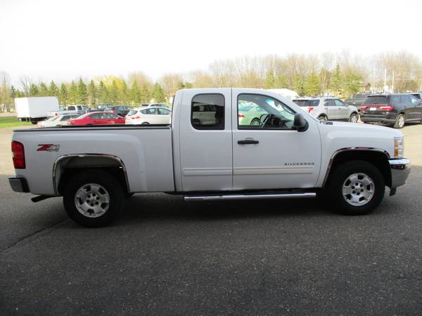 CLEAN 2012 CHEVROLET SILVERADO 1500 4X4 - - by dealer for sale in Foley, MN – photo 9
