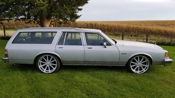 1987 Buick Lesabre Estate Wagon Original Super Clean One Owner for sale in Grinnell, IA – photo 2