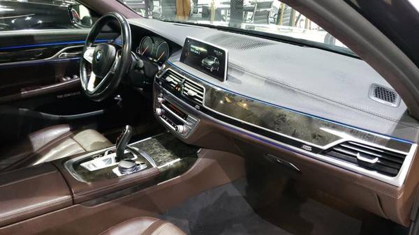 2018 BMW 7 Series 740i xDrive Sedan - Payments starting at $39/week... for sale in Woodbury, NY – photo 19