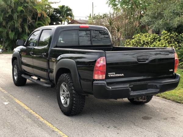 2013 Toyota Tacoma 4x4 - cars & trucks - by dealer - vehicle... for sale in Hollywood, FL – photo 4