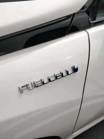 2017 Toyota Miria for sale in Santa Ana, CA – photo 8