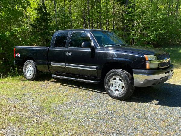 2004 Chevy Silverado LS Extended cab for sale in Other, VA – photo 9