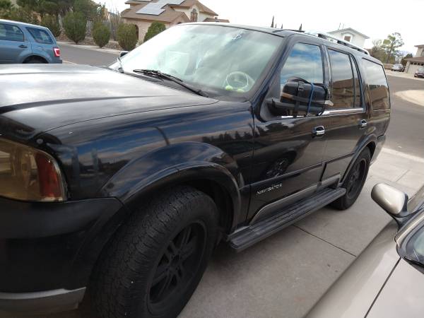 04 lincoln navigator - cars & trucks - by owner - vehicle automotive... for sale in Las Cruces, NM – photo 2