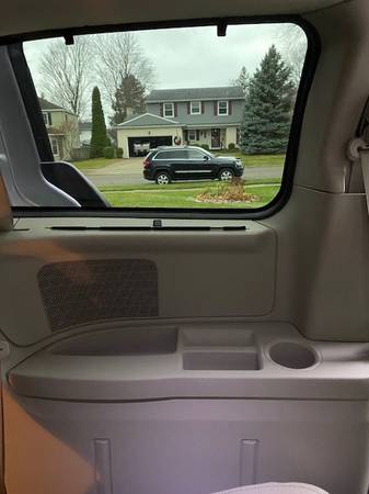 2014 Chrysler Town & Country - cars & trucks - by owner - vehicle... for sale in East Lansing, MI – photo 15