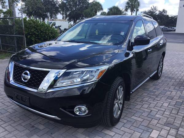2016 Nissan Pathfinder SV - Lowest Miles / Cleanest Cars In FL -... for sale in Fort Myers, FL – photo 2