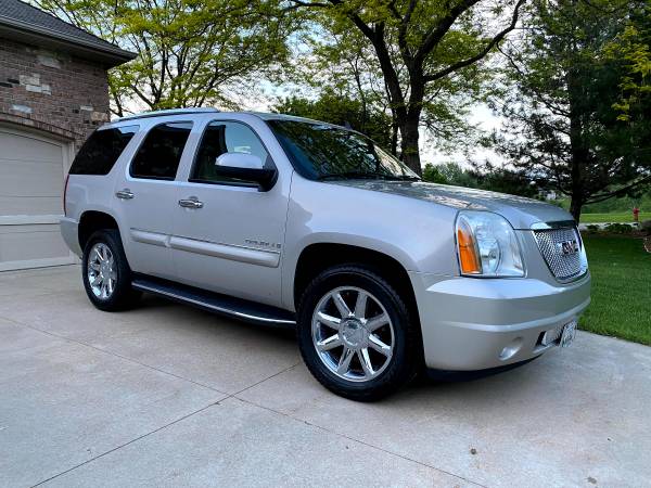 2007 Yukon Denali AWD - Clean! - cars & trucks - by owner - vehicle... for sale in Victoria, MN
