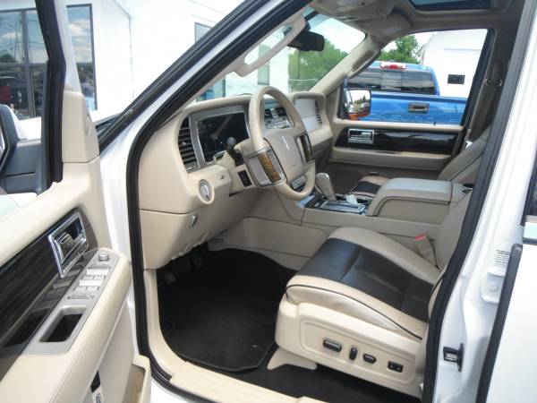 2010 Lincoln Navigator L Ultimate 4x4 - - by dealer for sale in Maryville, TN – photo 12