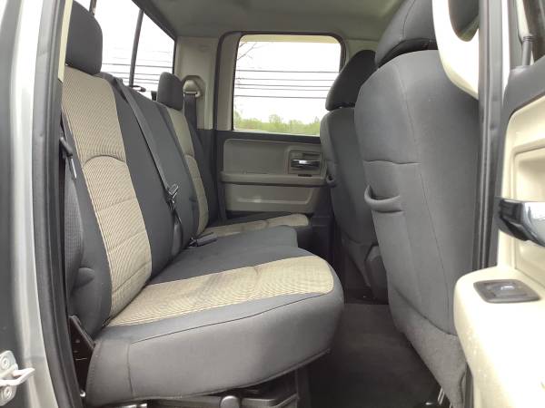 Nice! 2010 Dodge Ram 1500 SLT! 4x4! Crew Cab! Great Price! - cars & for sale in Ortonville, OH – photo 17