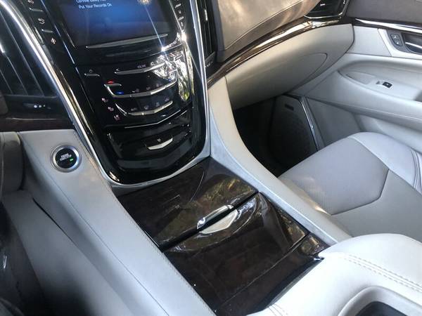 2015 Cadillac Escalade Luxury - cars & trucks - by dealer - vehicle... for sale in North Hollywood, CA – photo 18