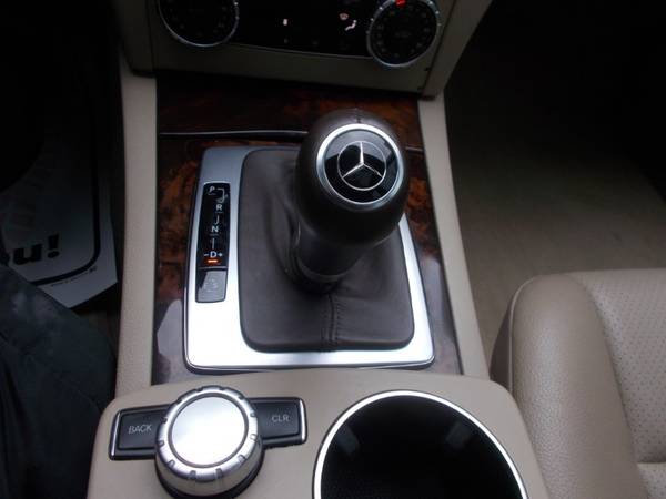 2013 Mercedes-Benz C-Class C300 4MATIC Sport Sedan - cars & trucks -... for sale in Elkhart, MI – photo 16