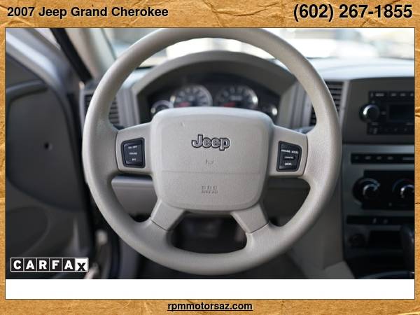2007 Jeep Grand Cherokee Laredo 4WD - cars & trucks - by dealer -... for sale in Phoenix, AZ – photo 17