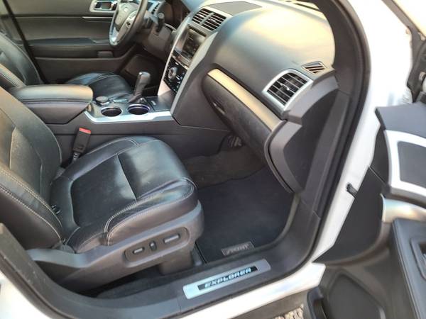 2013 Ford Explorer Sport SPORT LEATHER Loaded AWD - cars & trucks -... for sale in Brighton, WY – photo 15