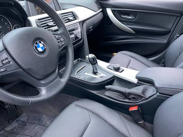 2017 BMW 3 Series 320i xDrive Sedan 4D sedan White - FINANCE ONLINE... for sale in Covington, OH – photo 23