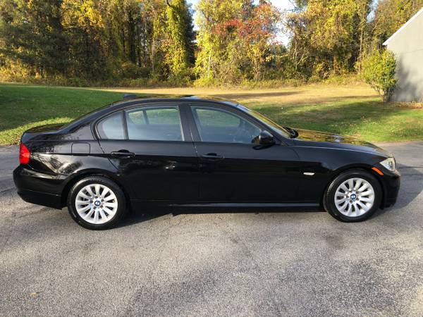 2009 BMW 328i Sedan 70,000 Miles - cars & trucks - by owner -... for sale in Honeoye Falls, NY – photo 3