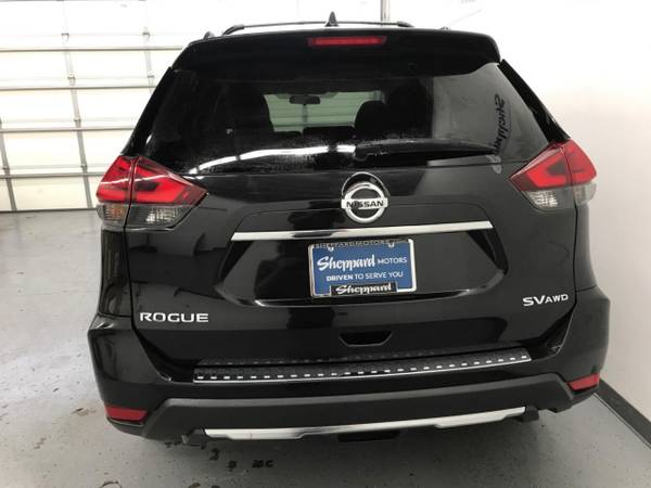 2017 Nissan Rogue 2017 5 AWD SV - - by dealer for sale in Eugene, OR – photo 6
