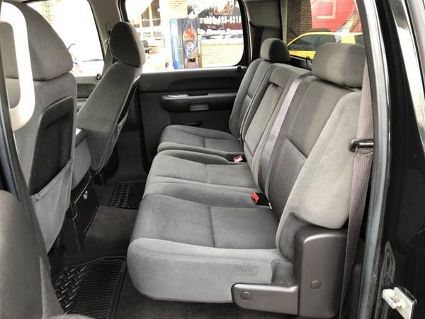 2009 GMC Sierra 1500 SLE1 Crew Cab 4WD for sale in Manchester, NH – photo 14