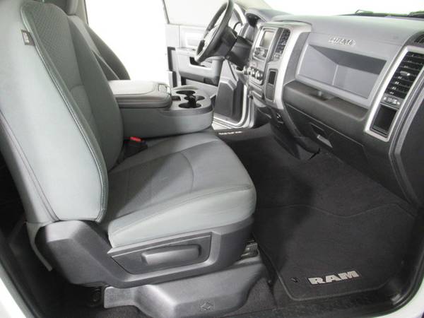 2014 RAM 1500 4WD Reg Cab 120.5" Express 4WD Reg Cab 120.5" for sale in Champaign, IL – photo 11