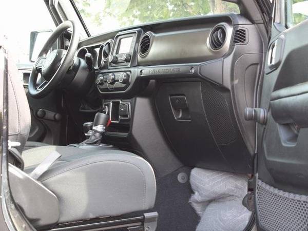 2019 Jeep Wrangler Sport hatchback Black Clearcoat - cars & trucks -... for sale in Pocatello, ID – photo 18