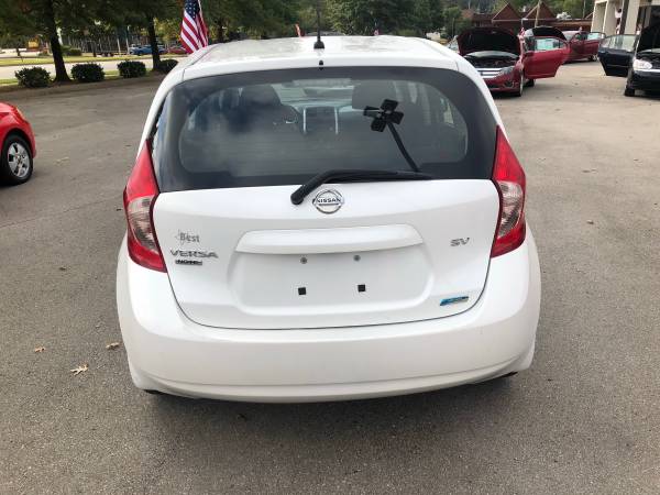 2014 Nissan Versa gas saver!!!! - cars & trucks - by dealer -... for sale in Fayetteville, AR – photo 5