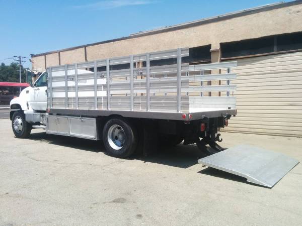 2006 CHEVY C7500 TOPKICK, 24FT STAKBED LIFTGATE, GASOLINE, I FINANCE... for sale in Rosemead, CA – photo 23