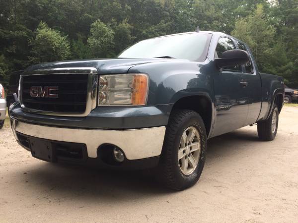 2007 GMC Sierra SLE Ex Cab V8 4x4, Auto, New Tires, Very Solid!! for sale in New Gloucester, ME