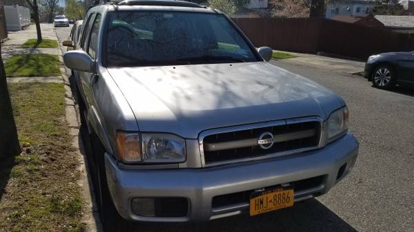 Nissan Pathfinder 2003 LE - cars & trucks - by owner - vehicle... for sale in Jamaica, NY – photo 2