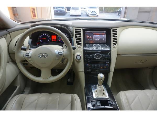 2009 INFINITI FX35 Base 4dr SUV - - by dealer for sale in Houston, TX – photo 4
