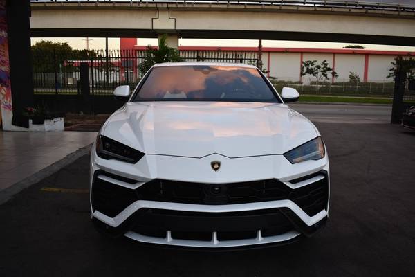 2019 Lamborghini Urus Base AWD 4dr SUV SUV - cars & trucks - by... for sale in Miami, NY – photo 3