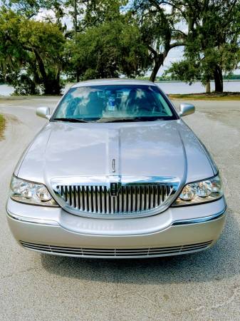 2010 LINCOLN TOWN CAR 62K MILES - cars & trucks - by owner - vehicle... for sale in Biloxi, MS – photo 3