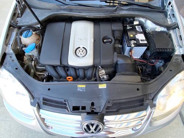 2009 Volkswagen Jetta | LOW Miles 91K Only | Clean | Books - cars &... for sale in Van Nuys, CA – photo 16