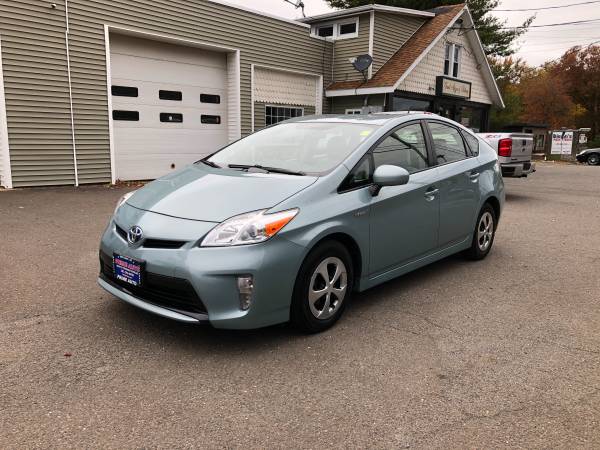 2012 Toyota Prius Bluetooth Gas Saver - - by for sale in Bethany, CT