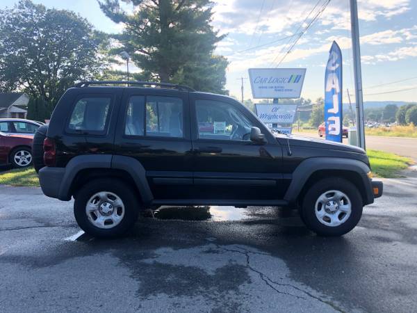 07 Jeep Liberty for sale in Wrightsville, PA – photo 10