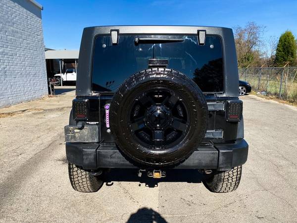 Jeep Wrangler 4 door 4x4 Lifted Unlimited Rubicon Navigation Leather... for sale in Roanoke, VA – photo 3