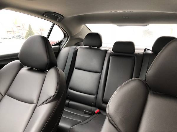 2016 Acura TLX FWD 17,xxx miles silver for sale in Minneapolis, MN – photo 7