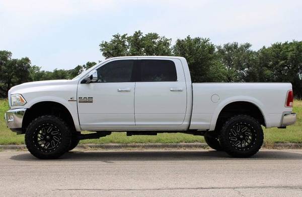 LIMITED LARAMIE EDITION! NEW FUELS! NEW TIRES 2014 RAM 2500 DIESEL 4X4 for sale in Temple, IL – photo 5