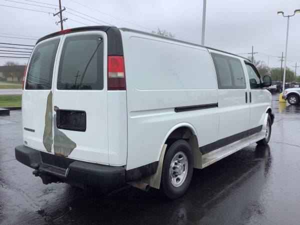 ONE Owner! 2009 Chevy Express 3500! Dependable! - - by for sale in Ortonville, OH – photo 5