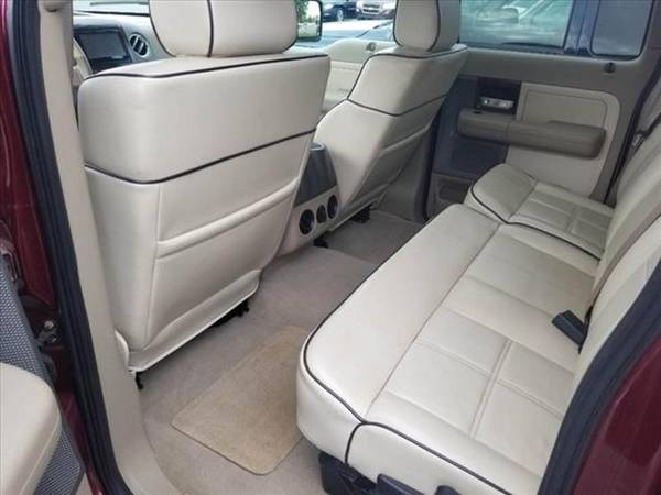 2006 Lincoln Mark LT Base 4dr SuperCrew 4WD SB for sale in 48433, MI – photo 7