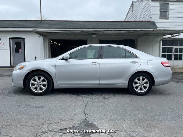 2011 Toyota Camry LE 6-Spd AT - - by dealer - vehicle for sale in Lancaster, PA – photo 6