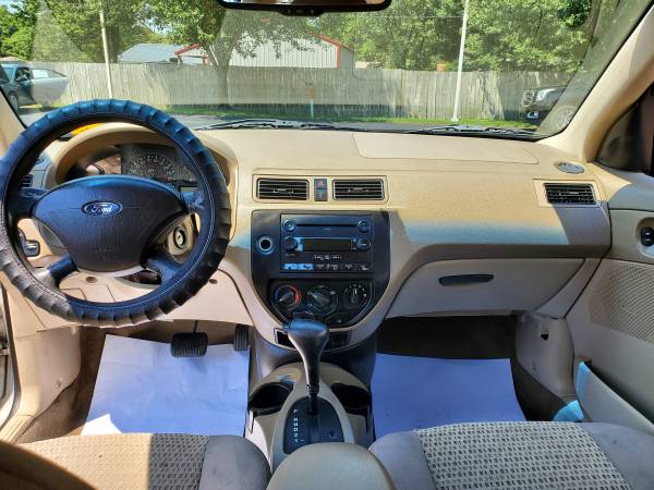 2007 Ford Focus $70 wk - cars & trucks - by dealer - vehicle... for sale in Bentonville, AR – photo 4