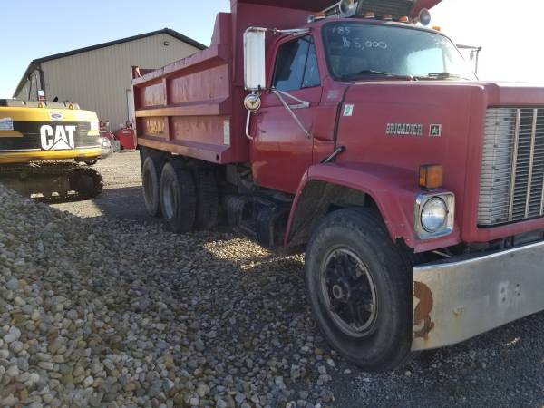 1985 gmc brigadier dump truck - cars & trucks - by owner - vehicle... for sale in Bourbon, IN – photo 3
