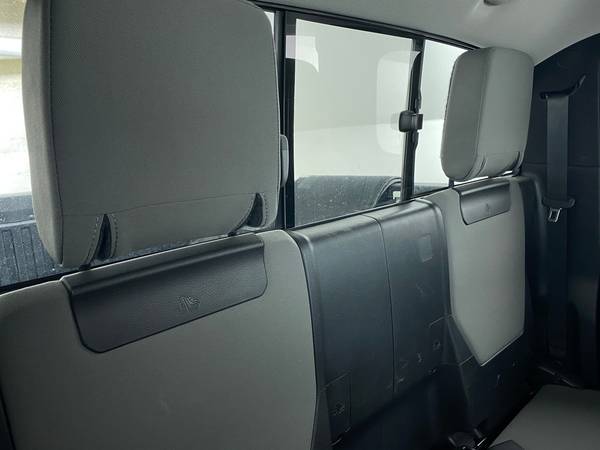 2016 Toyota Tacoma Access Cab SR5 Pickup 4D 6 ft pickup White - -... for sale in Farmington, MI – photo 19