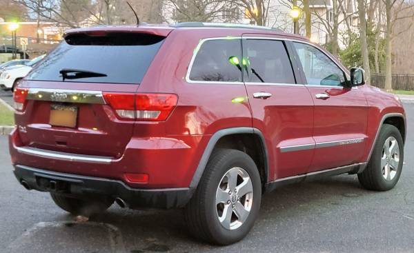 2012 Jeep Grand Cherokee Limited 4x4 For All Terrains! - cars &... for sale in Harrison, NY – photo 3