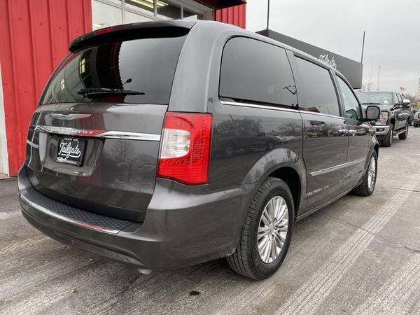 2016 Chrysler Town Country Touring-L Minivan 4D Family Owned!... for sale in Fremont, NE – photo 7