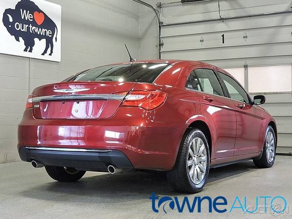 2013 Chrysler 200 Touring SKU: UT17106A Chrysler 200 Touring - cars & for sale in Orchard Park, NY – photo 17