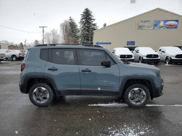 2018 Jeep Renegade Sport - - by dealer - vehicle for sale in LIVINGSTON, MT – photo 5
