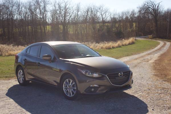 2015 Mazda3 iTouring Like New - cars & trucks - by owner - vehicle... for sale in Centralia, MO – photo 2