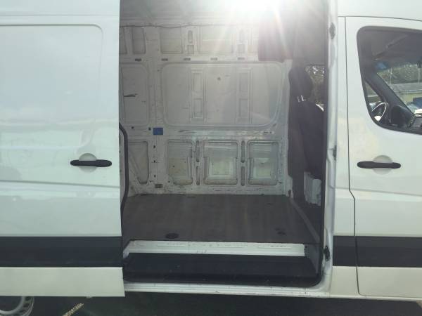 2015 FREIGHTLINER SPRINTER 2500 SUPER HI CEILING 144" WB W ONLY 50K MI for sale in Wilmington, NC – photo 12